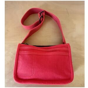NWOT The Particulars Nice Pack Versatile Crossbody in Carnelian Red Canvas